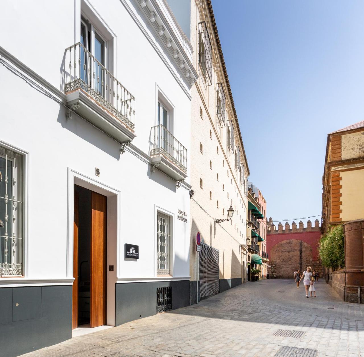 La Puerta De Palacio - Adults Only Seville Exterior photo